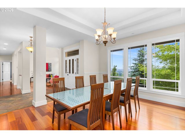 10126 Nw ASH Ct, Portland, OR 97231