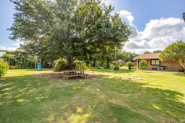 816 Alan Drive, Burleson, TX 76028