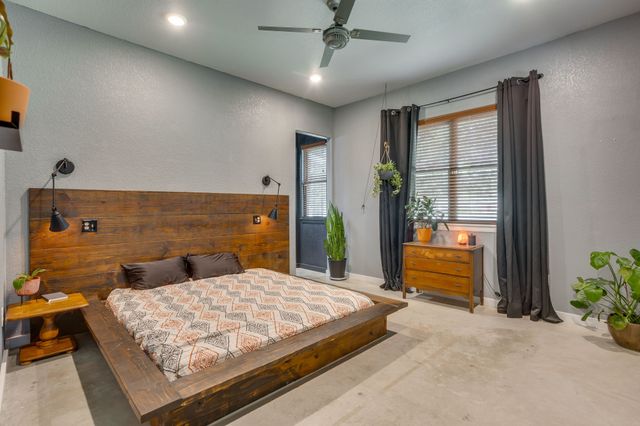 816 Alan Drive, Burleson, TX 76028