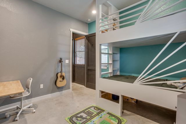 816 Alan Drive, Burleson, TX 76028