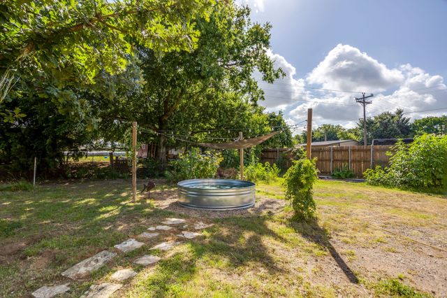 816 Alan Drive, Burleson, TX 76028