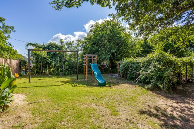 816 Alan Drive, Burleson, TX 76028