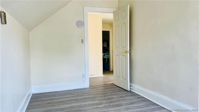 45 Warrenton Avenue, Hartford, CT 06105