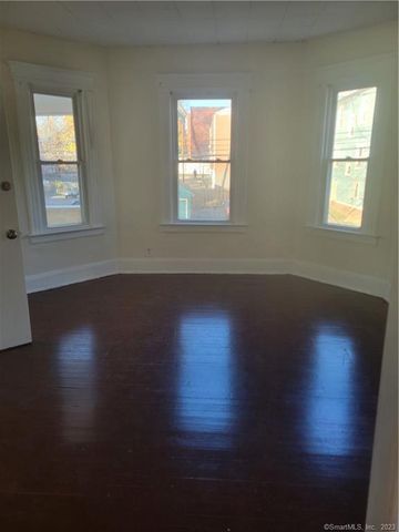 45 Warrenton Avenue, Hartford, CT 06105