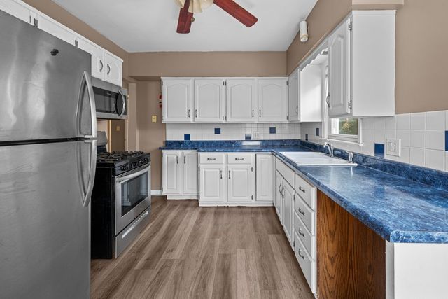 2919 42nd Street, Rock Island, IL 61201