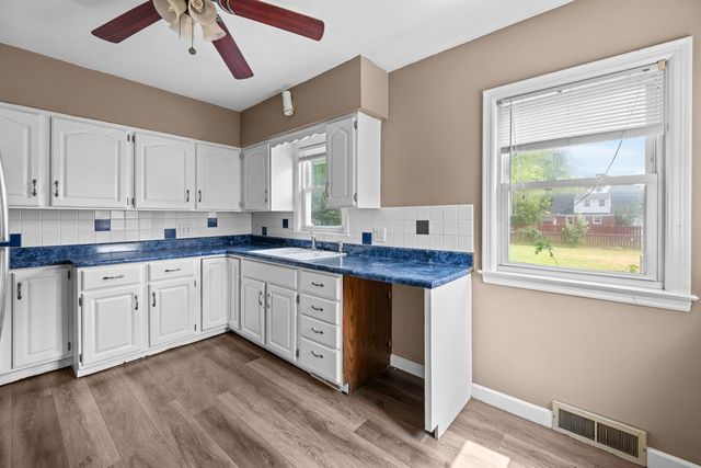 2919 42nd Street, Rock Island, IL 61201