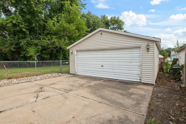 2919 42nd Street, Rock Island, IL 61201
