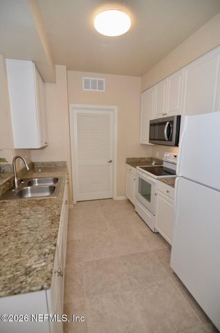 8539 GATE Parkway W 1522, Jacksonville, FL 32216