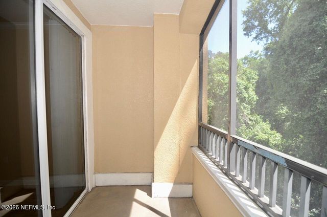 8539 GATE Parkway W 1522, Jacksonville, FL 32216