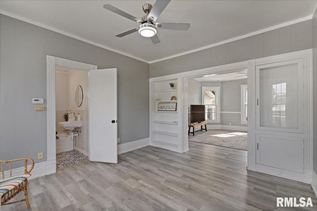 608 S OAKWOOD Avenue, Geneseo, IL 61254