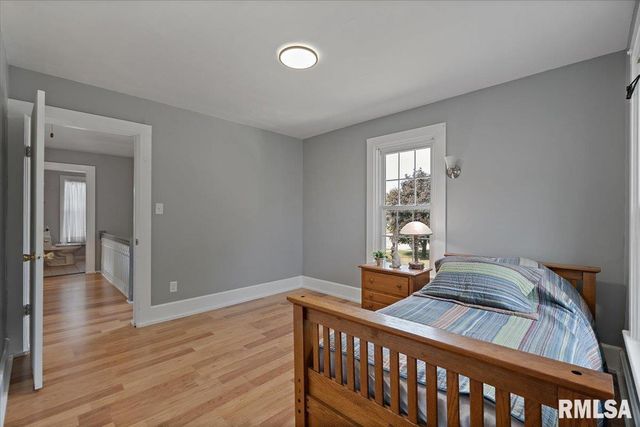 608 S OAKWOOD Avenue, Geneseo, IL 61254