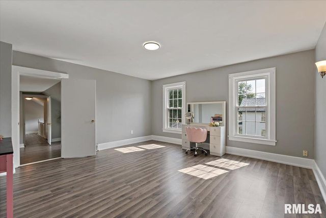 608 S OAKWOOD Avenue, Geneseo, IL 61254