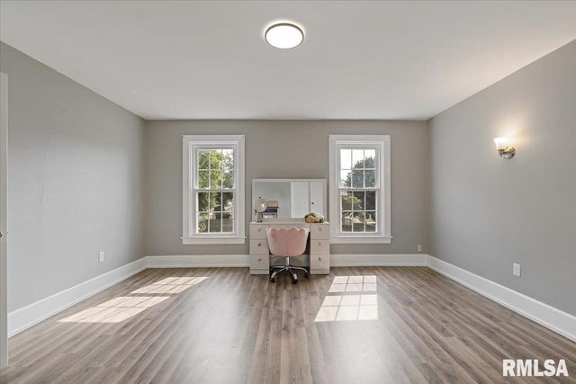 608 S OAKWOOD Avenue, Geneseo, IL 61254