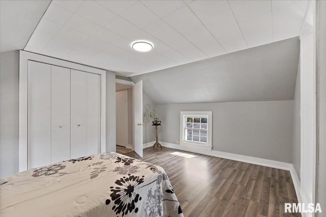 608 S OAKWOOD Avenue, Geneseo, IL 61254