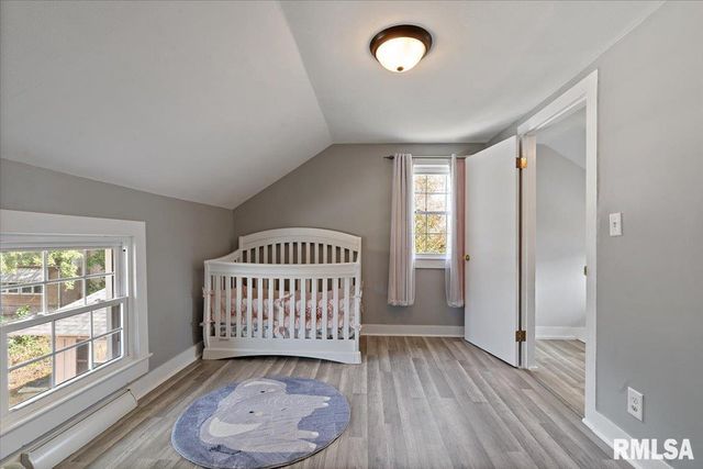 608 S OAKWOOD Avenue, Geneseo, IL 61254