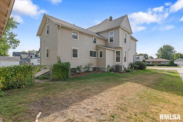 608 S OAKWOOD Avenue, Geneseo, IL 61254