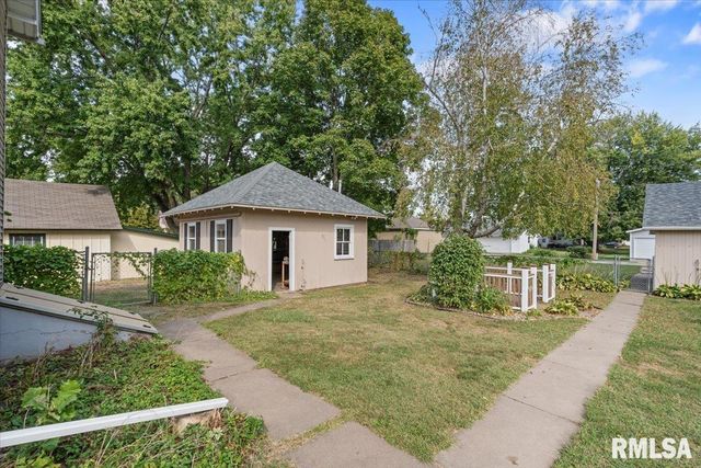 608 S OAKWOOD Avenue, Geneseo, IL 61254