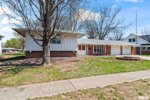 100 ANDOVER Drive, Springfield, IL 62704