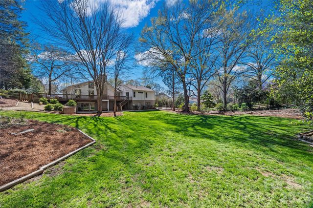 4631 Carmel Valley Road, Charlotte, NC 28226