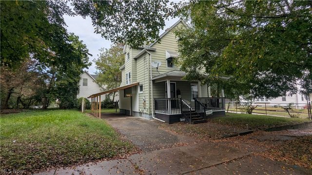 385 Campbell Street, Akron, OH 44307