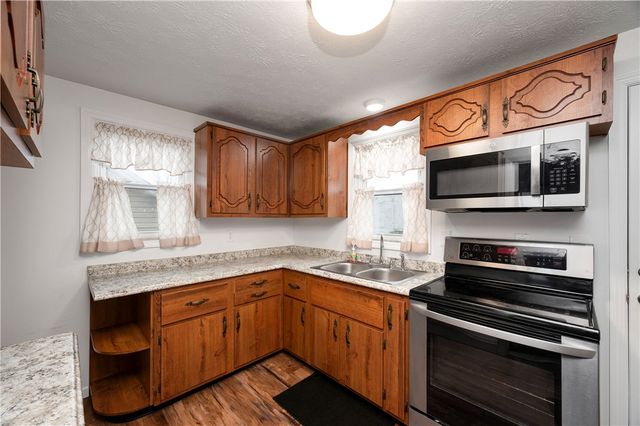 217 American Ave, City Of But Se, PA 16001