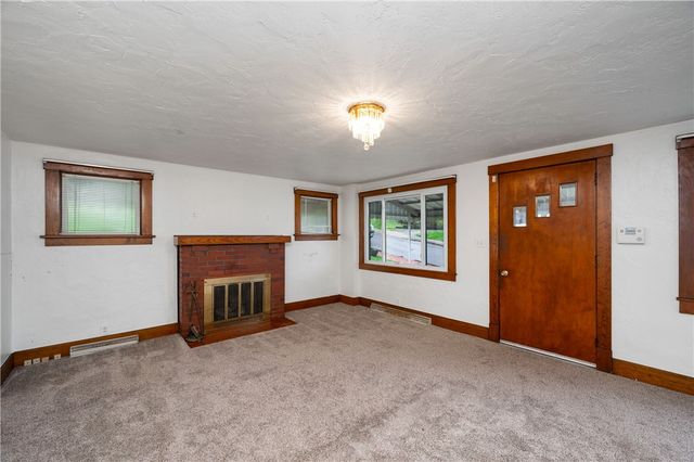 217 American Ave, City Of But Se, PA 16001