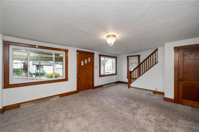 217 American Ave, City Of But Se, PA 16001