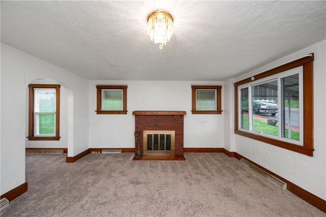 217 American Ave, City Of But Se, PA 16001