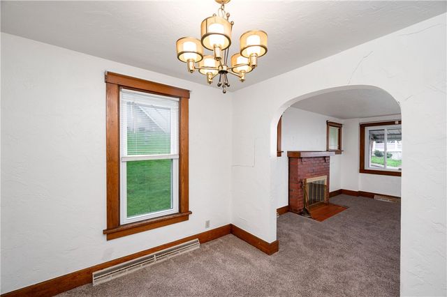 217 American Ave, City Of But Se, PA 16001