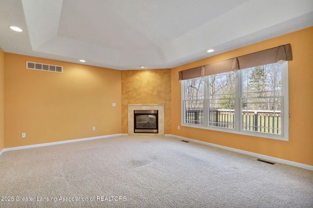 4327 Fieldview Drive, Grand Ledge, MI 48837