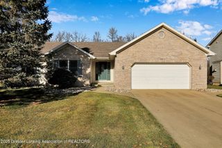 4327 Fieldview Drive, Grand Ledge, MI 48837