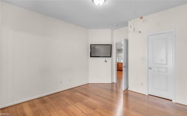 5050 Glen Canyon DR, Virginia Beach, VA 23462