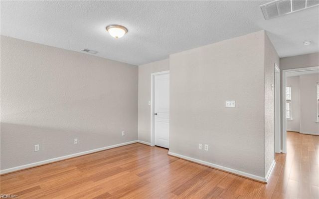 5050 Glen Canyon DR, Virginia Beach, VA 23462