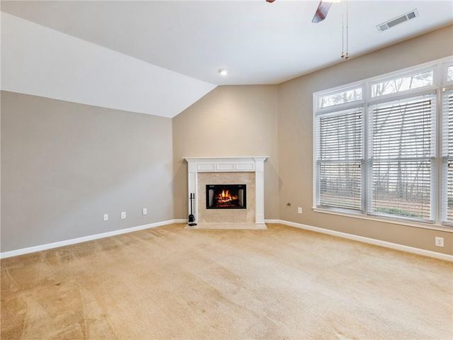 894 Fairview Club Circle, Dacula, GA 30019