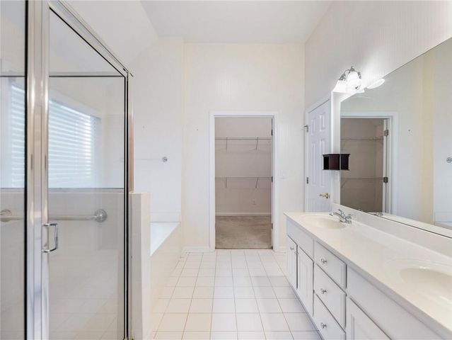 894 Fairview Club Circle, Dacula, GA 30019