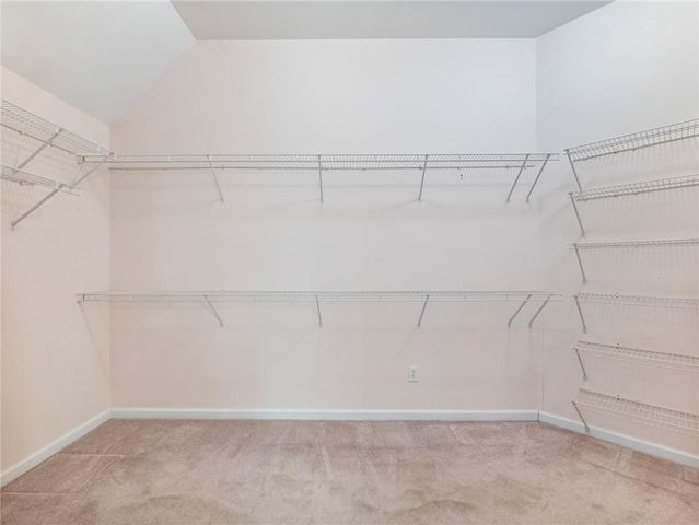 894 Fairview Club Circle, Dacula, GA 30019