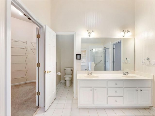 894 Fairview Club Circle, Dacula, GA 30019