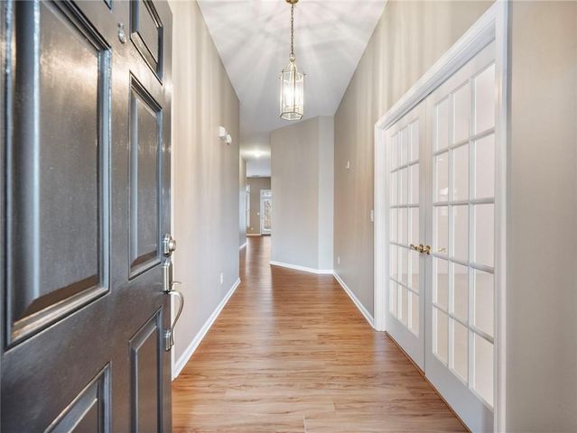 894 Fairview Club Circle, Dacula, GA 30019