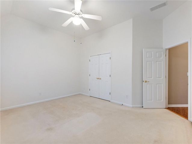 894 Fairview Club Circle, Dacula, GA 30019