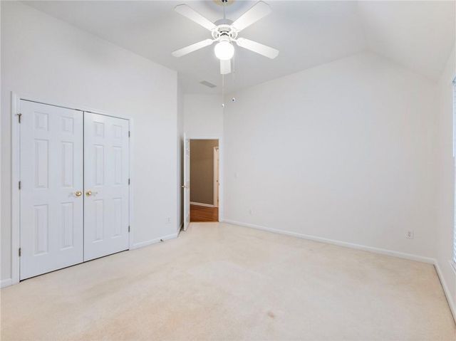 894 Fairview Club Circle, Dacula, GA 30019