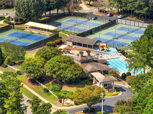 894 Fairview Club Circle, Dacula, GA 30019