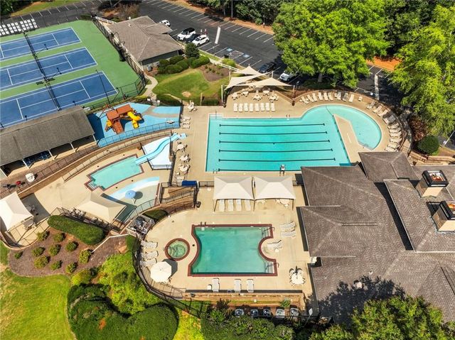 894 Fairview Club Circle, Dacula, GA 30019