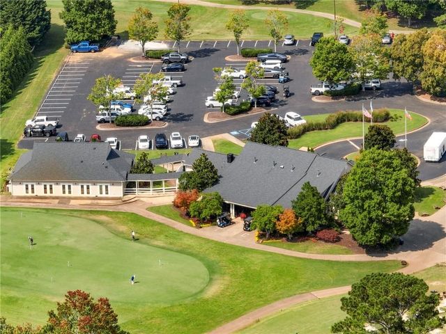 894 Fairview Club Circle, Dacula, GA 30019