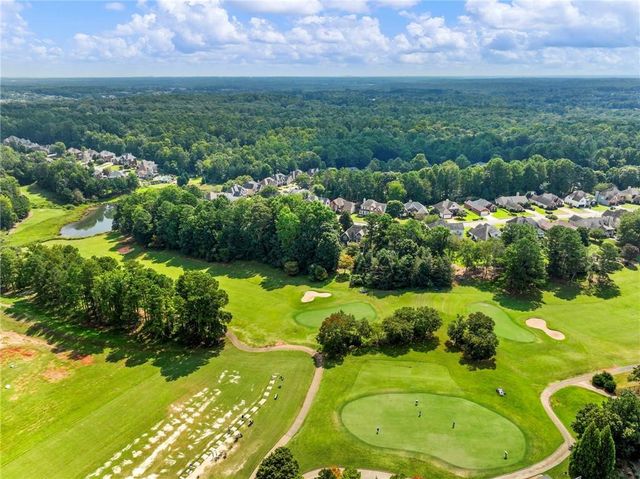 894 Fairview Club Circle, Dacula, GA 30019