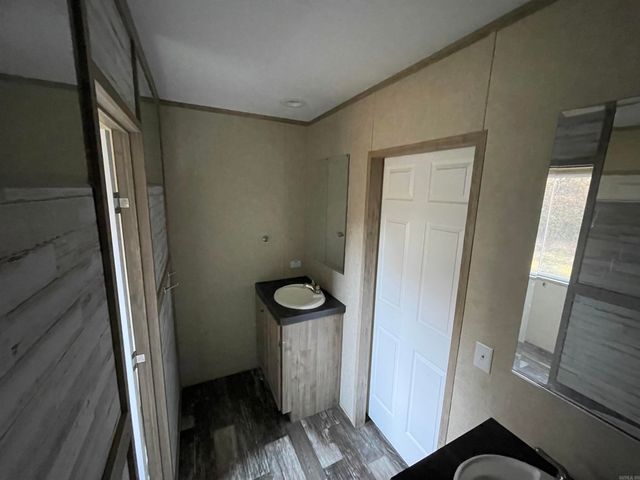 826 Polk Road 23, Cove, AR 71937