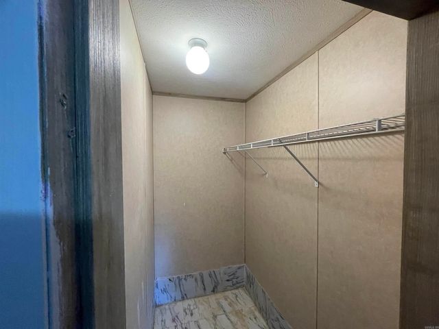 826 Polk Road 23, Cove, AR 71937