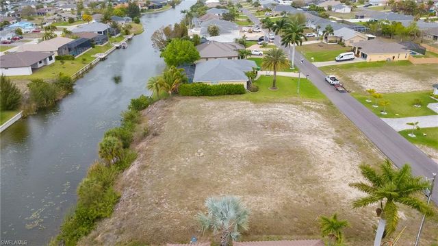 2718 SW 10th AVE, Cape Coral, FL 33914