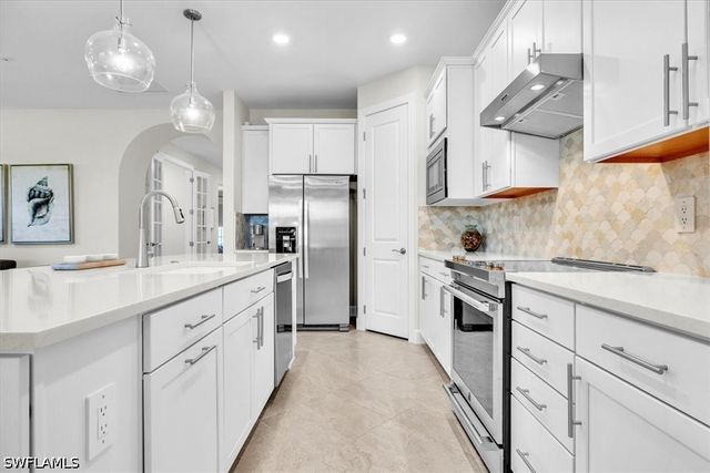 3049 Walnut Grove LN, Alva, FL 33920