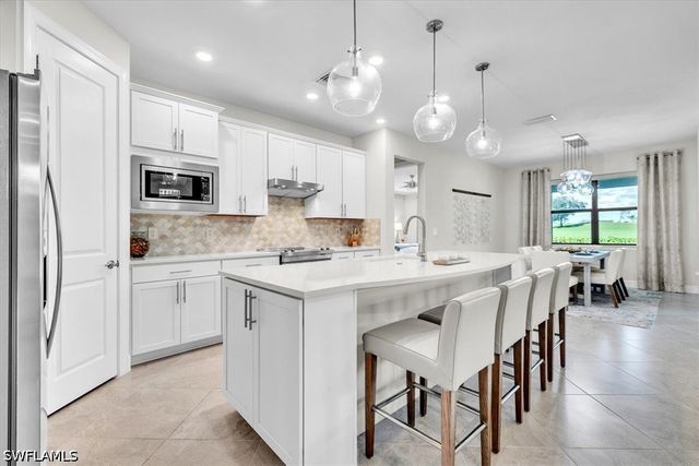 3049 Walnut Grove LN, Alva, FL 33920
