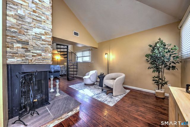 41 Chatham Lane, Bristol, CT 06010